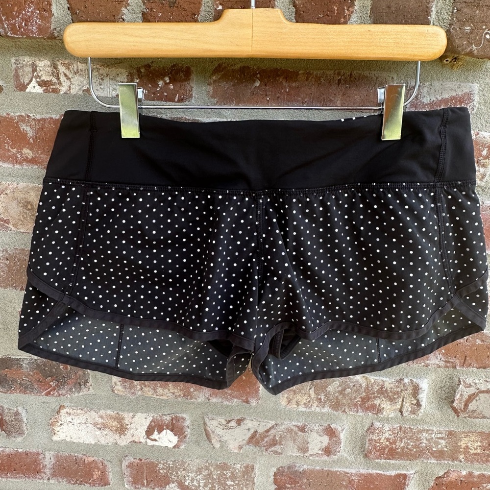 Lululemon Speed shorts size 8. EUC